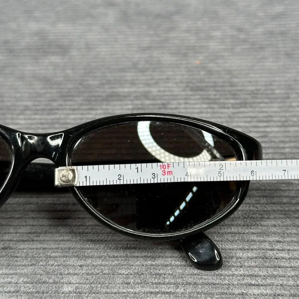 Maui Jim MJ-158-02 Black Oval Y2K Sunglasses Made in Japan Classic Style VTG